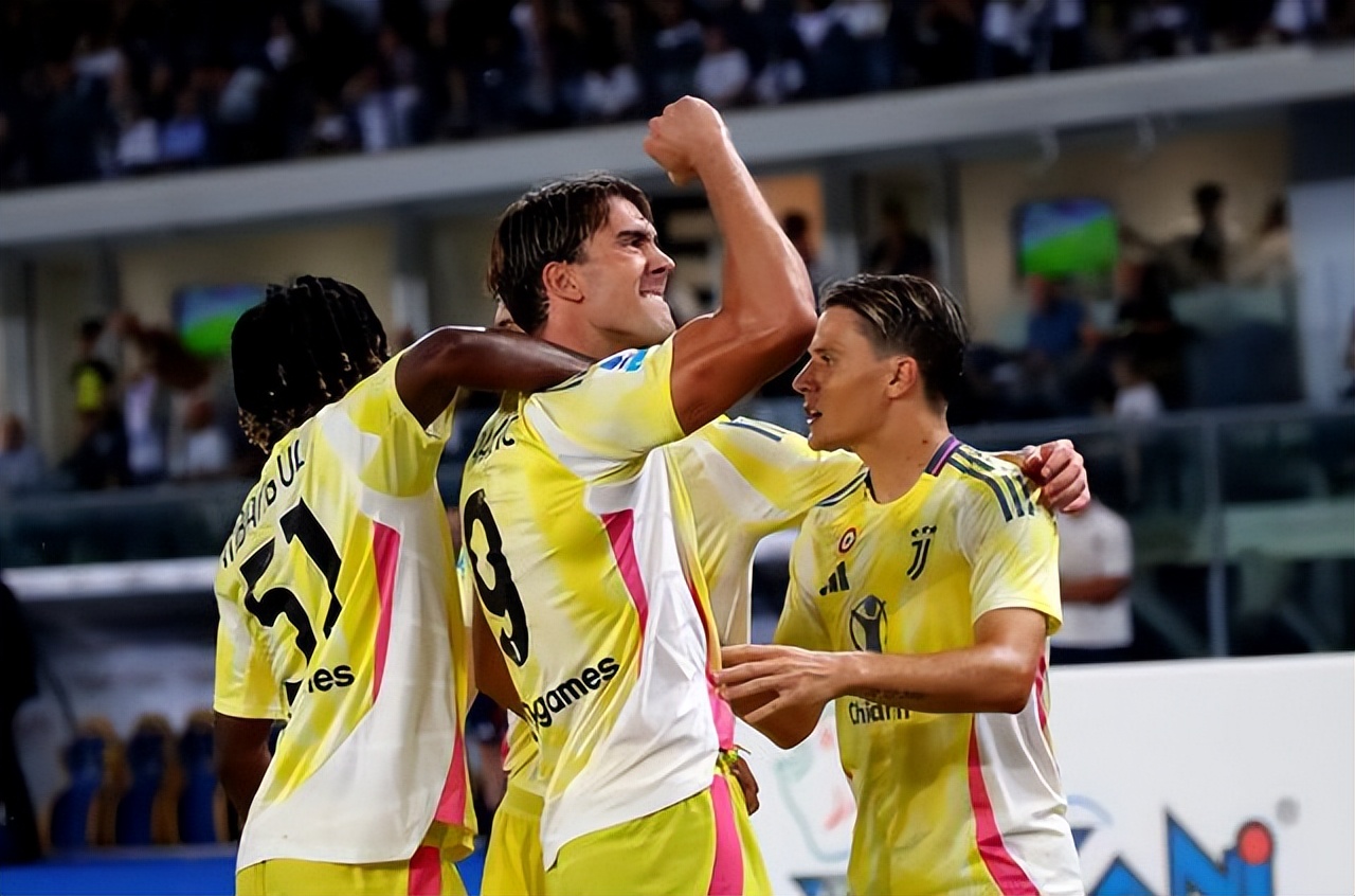 包含赛地聚焦:欧超杯赛前热度飙升,尤文图斯迎来里程碑,话题不断,年轻球员得到机会的词条开云体育官方入口